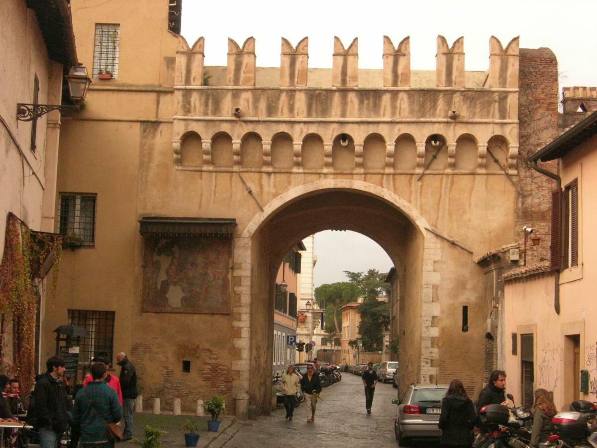 L'Antica Porta Di Trastevere Rom Eksteriør billede